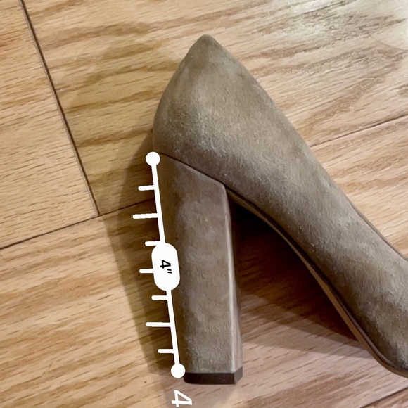GENTLY WORN BCBGeneration BEIGE SUEDE Heels - Picture 5 of 8